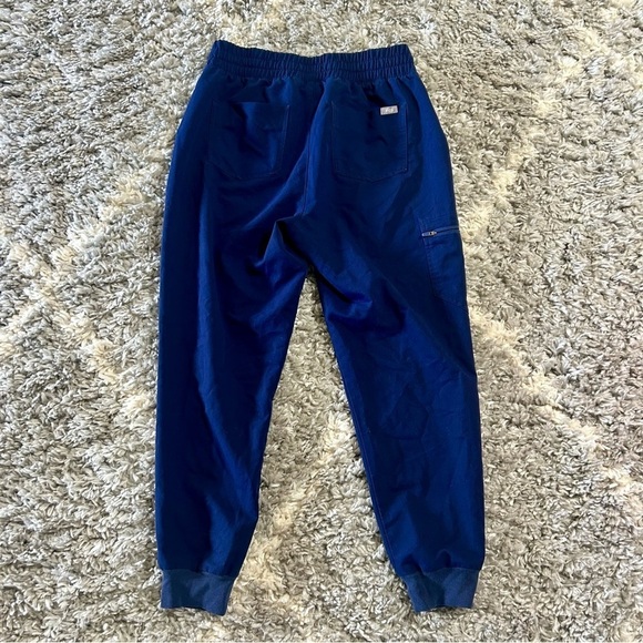 Figs Zamora Jogger Scrub Pants in Navy sz M/P - Picture 5 of 5